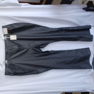 A.n.a Women's High Rise Flare Dark Rinse Denim BLACK SZ 26 NWT, 31" Inseam